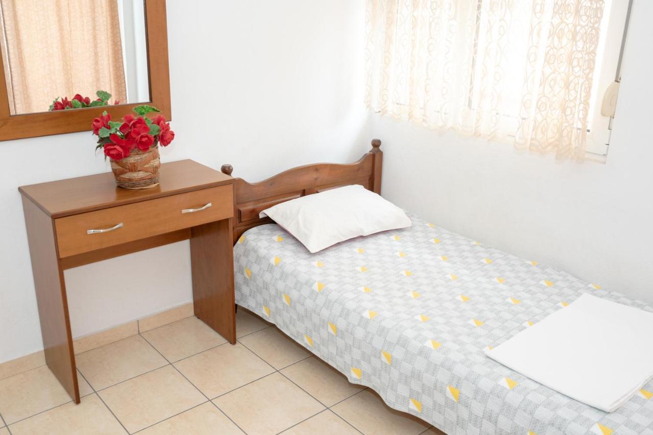 Μpasias Apartments Paralía Eksteriør billede
