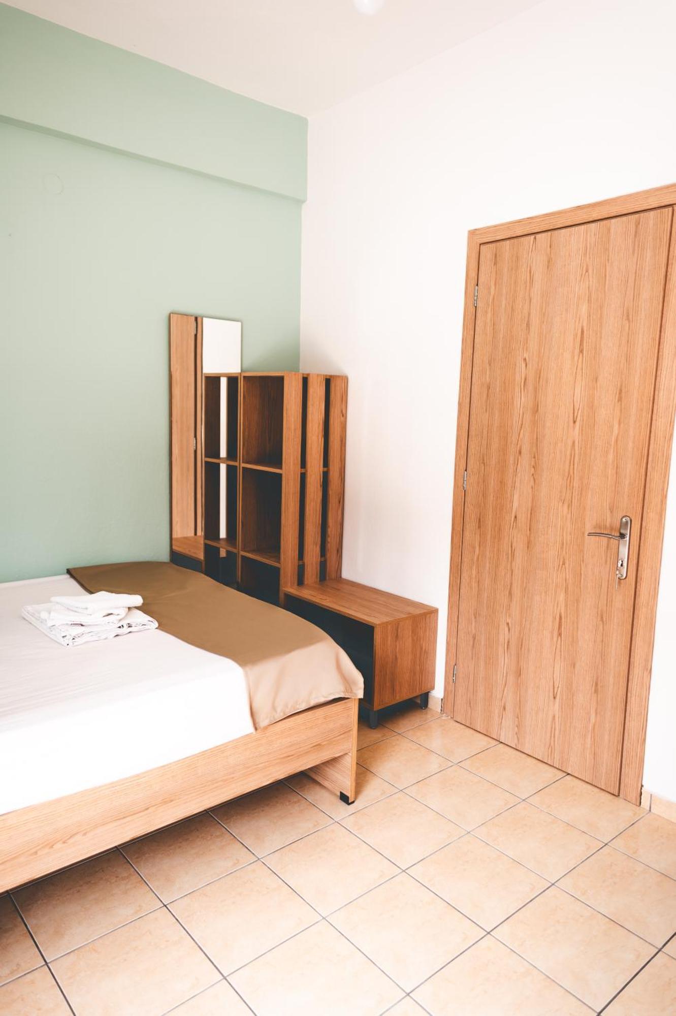 Μpasias Apartments Paralía Eksteriør billede
