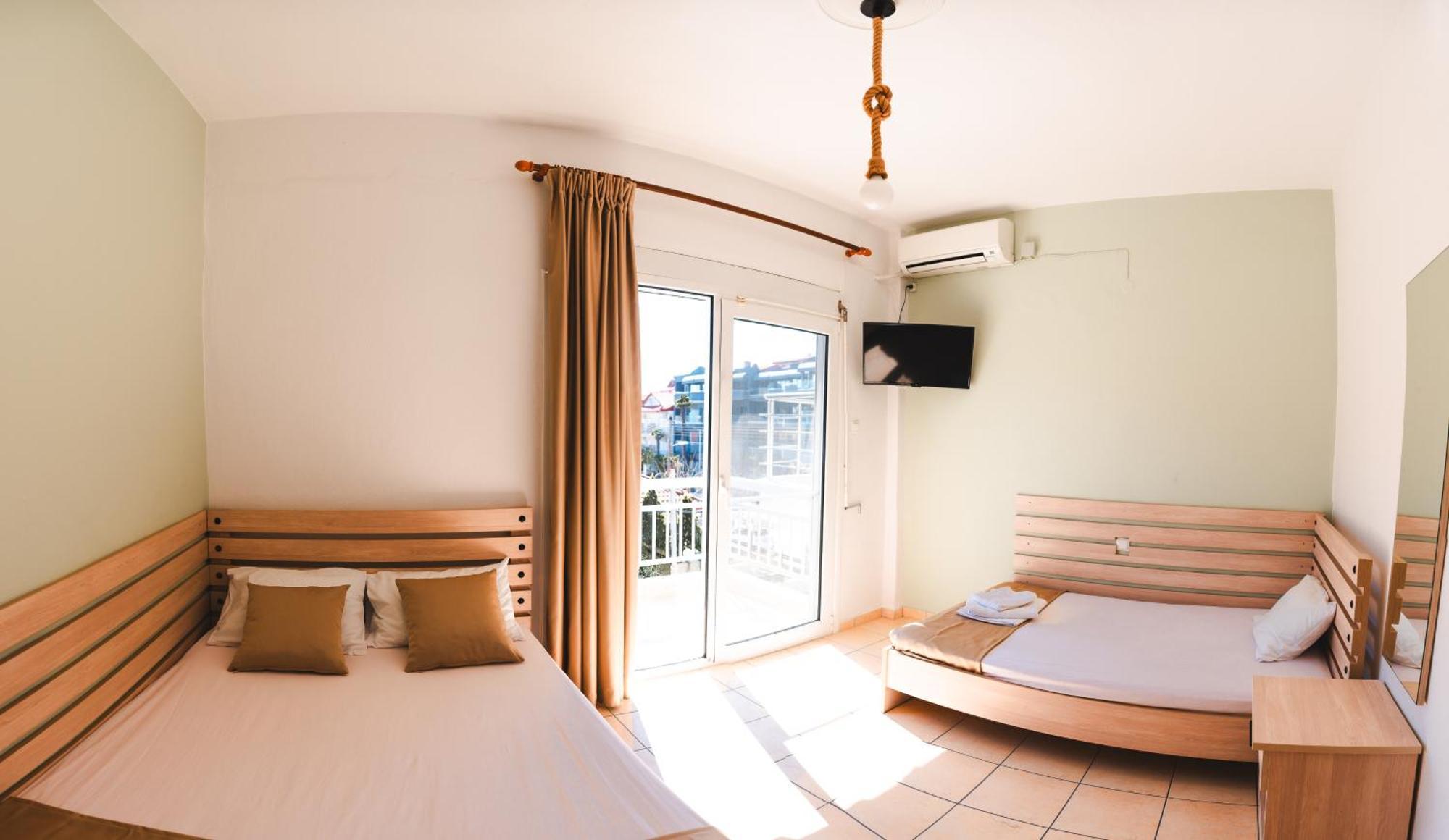 Μpasias Apartments Paralía Eksteriør billede