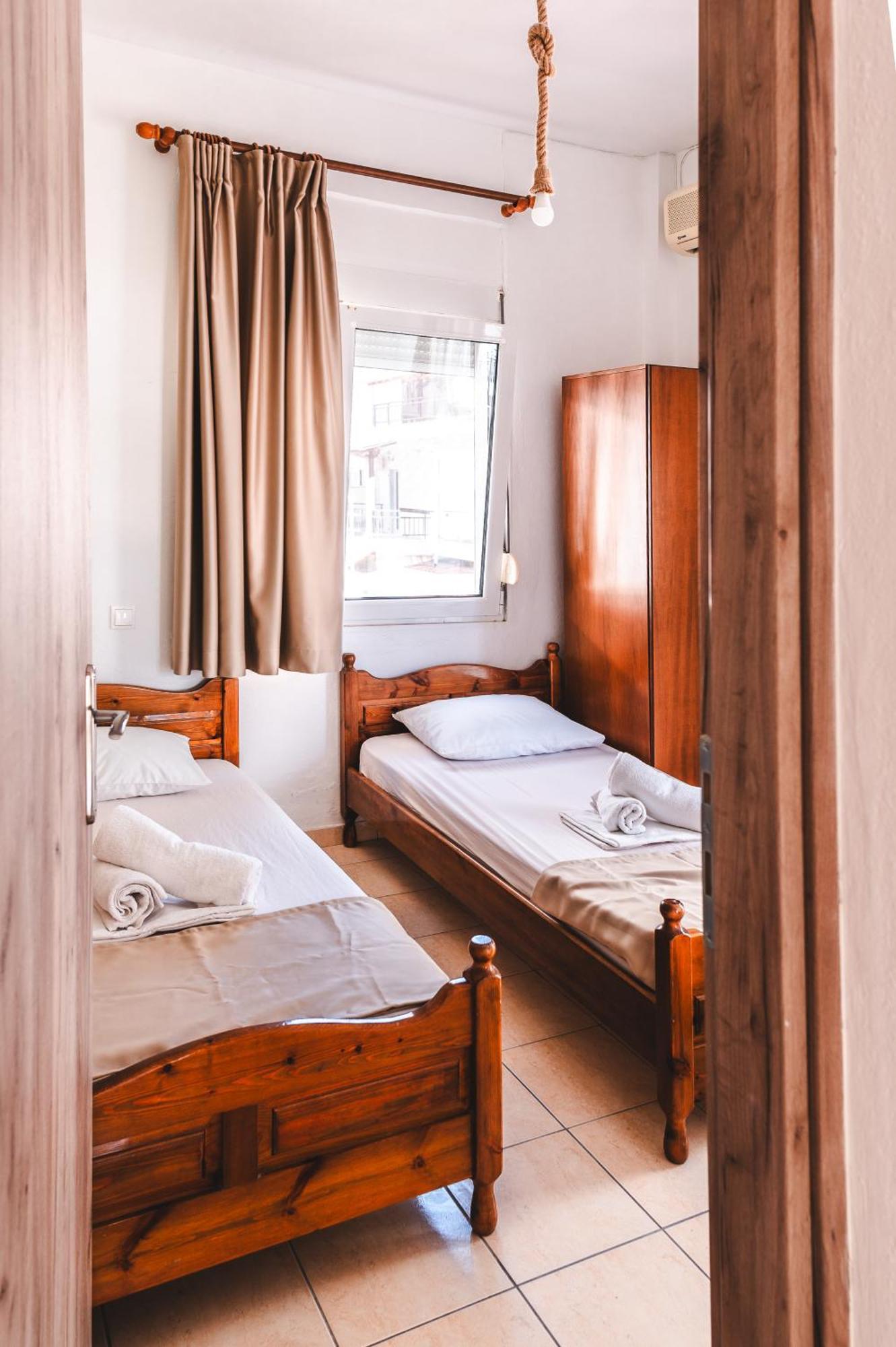 Μpasias Apartments Paralía Eksteriør billede
