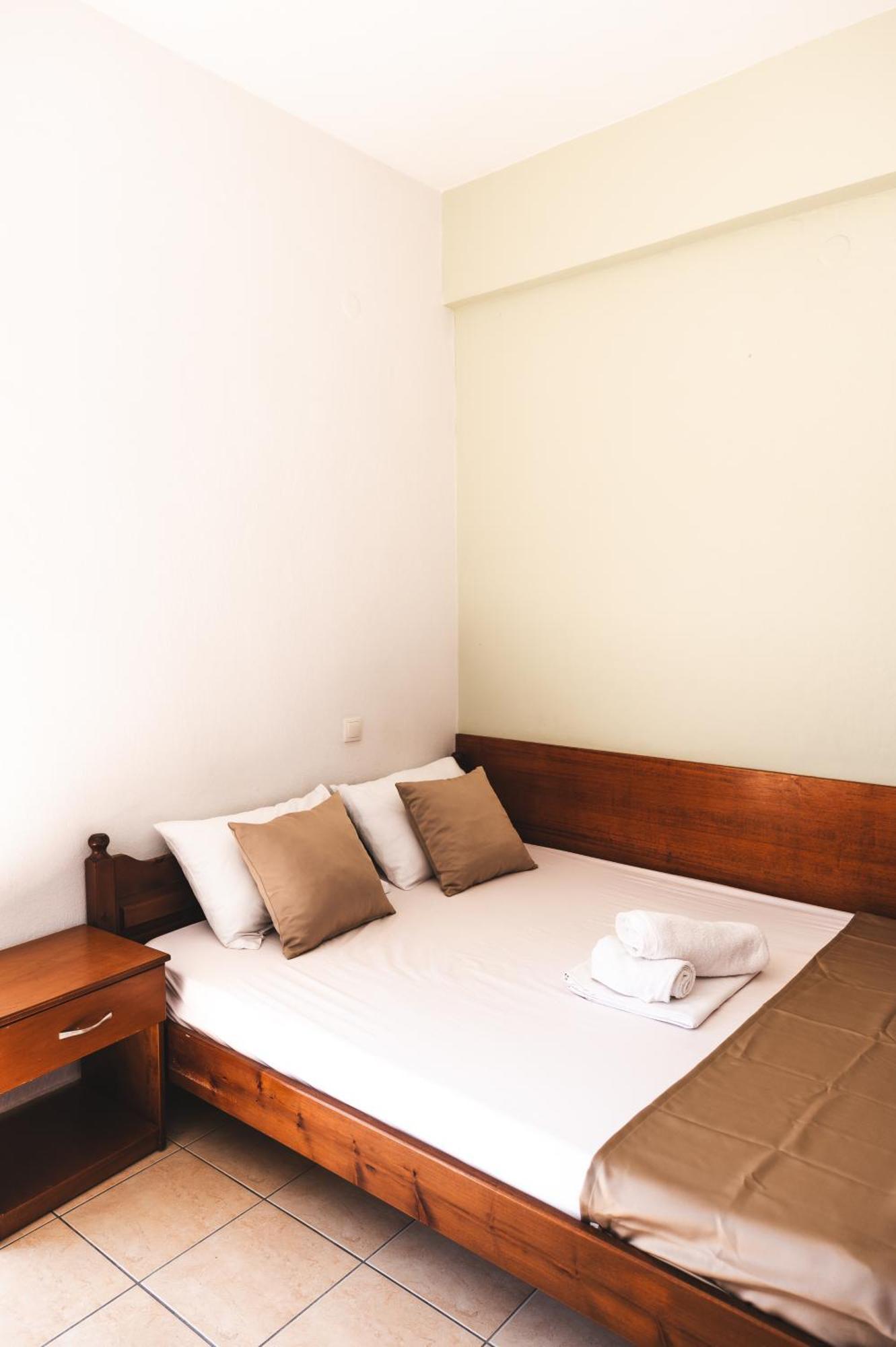 Μpasias Apartments Paralía Eksteriør billede